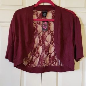 Burgundy short sleeve sweater